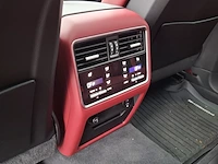 Personenauto, porsche, cayenne coupe 3.0 e-hybrid, 2023 - afbeelding 24 van  52