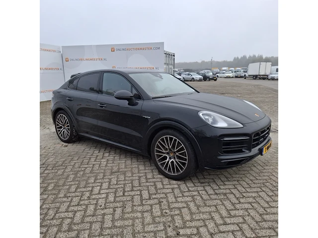 Personenauto, porsche, cayenne coupe 3.0 e-hybrid, 2023 - afbeelding 3 van  52