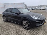 Personenauto, porsche, cayenne coupe 3.0 e-hybrid, 2023 - afbeelding 3 van  52