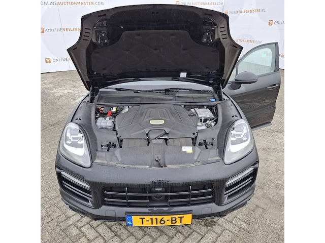 Personenauto, porsche, cayenne coupe 3.0 e-hybrid, 2023 - afbeelding 44 van  52