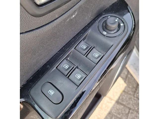 Personenauto renault, captur 0.9 tce dynamique, bouwjaar 2016 - afbeelding 13 van  28