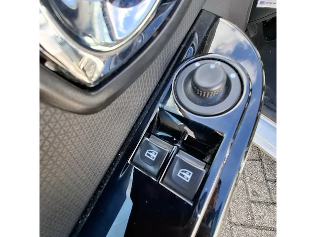 Personenauto renault, clio 0.9 tce expression, bouwjaar 2014 - afbeelding 16 van  38