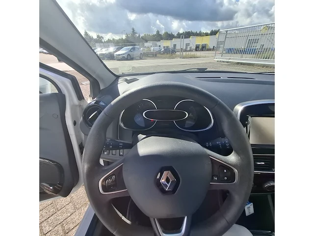 Personenauto renault, clio 0.9 tce zen, wit, bouwjaar 2018 - afbeelding 7 van  32