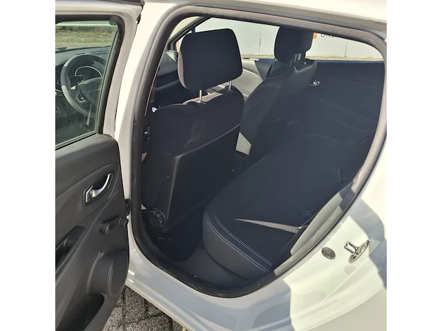 Personenauto renault, clio 0.9 tce zen, wit, bouwjaar 2018 - afbeelding 11 van  32