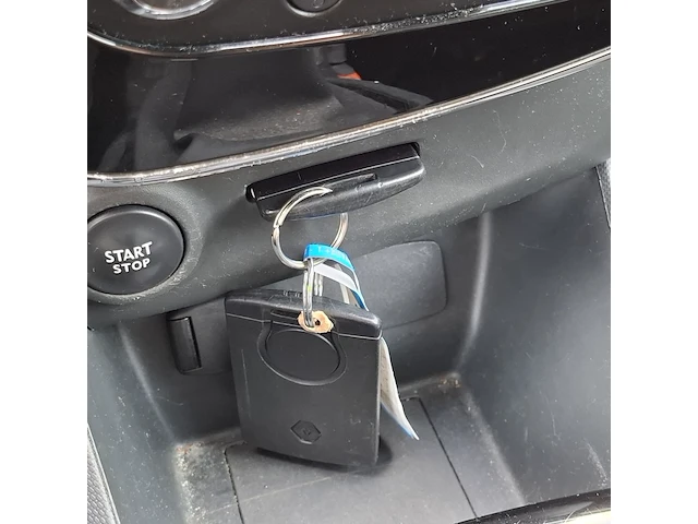 Personenauto renault, clio 0.9 tce, zwart, bouwjaar 2013 - afbeelding 19 van  54