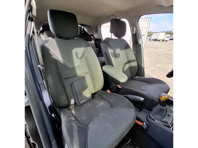 Personenauto renault, clio 0.9 tce, zwart, bouwjaar 2013 - afbeelding 30 van  54