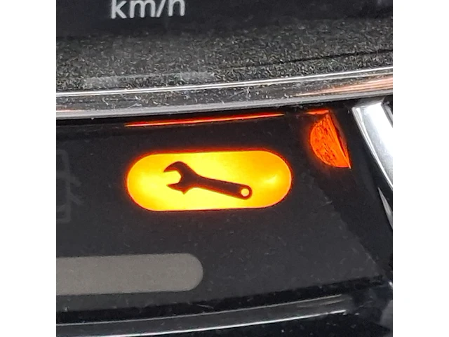 Personenauto renault, clio 0.9 tce, zwart, bouwjaar 2013 - afbeelding 51 van  54