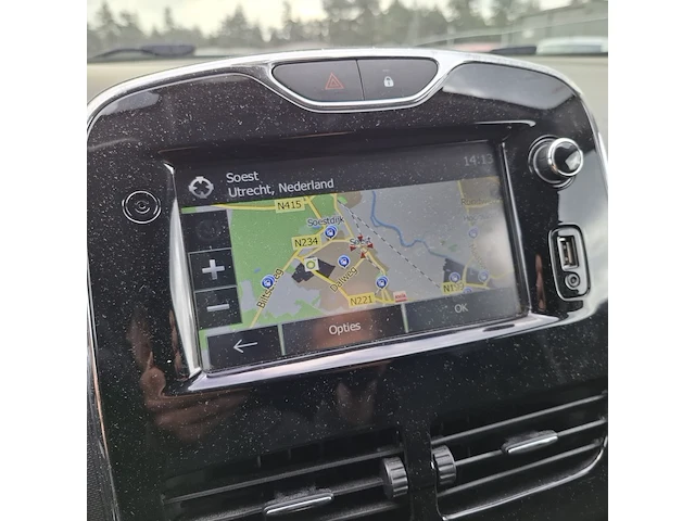 Personenauto renault, clio 0.9 tce, zwart, bouwjaar 2013 - afbeelding 52 van  54