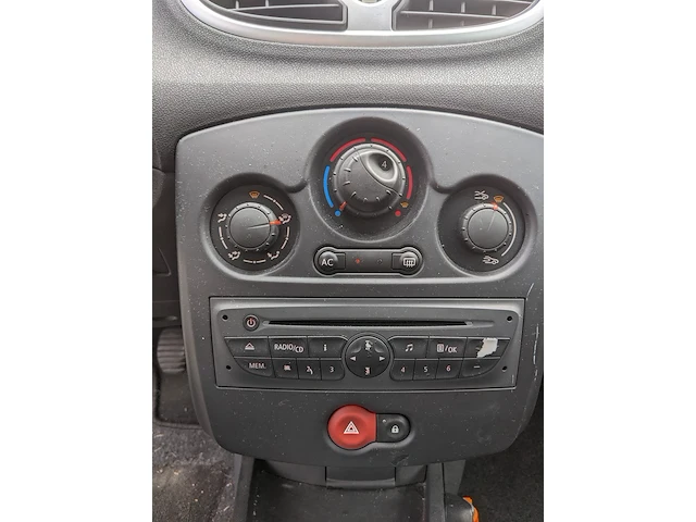 Personenauto, renault, clio 1.2 tce collection, 2010 - afbeelding 15 van  49