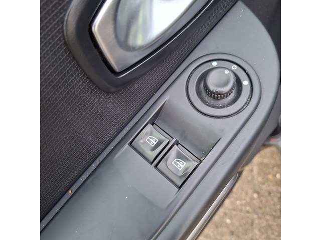 Personenauto renault, clio 1.5, bouwjaar 2015 - afbeelding 6 van  25