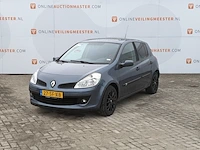 Personenauto renault, clio 1.6, bouwjaar 2006 - afbeelding 1 van  42