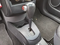 Personenauto renault, clio 1.6, bouwjaar 2006 - afbeelding 15 van  42