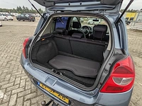 Personenauto renault, clio 1.6, bouwjaar 2006 - afbeelding 24 van  42