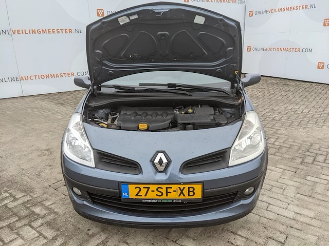 Personenauto renault, clio 1.6, bouwjaar 2006 - afbeelding 26 van  42