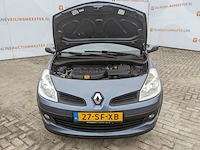 Personenauto renault, clio 1.6, bouwjaar 2006 - afbeelding 26 van  42