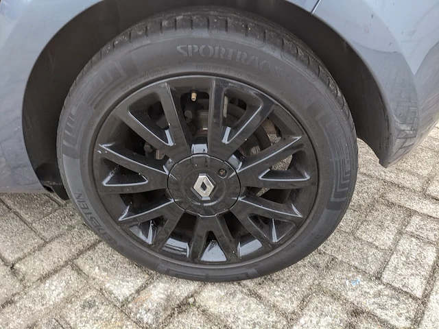 Personenauto renault, clio 1.6, bouwjaar 2006 - afbeelding 33 van  42
