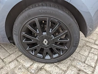 Personenauto renault, clio 1.6, bouwjaar 2006 - afbeelding 33 van  42