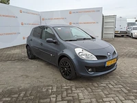 Personenauto renault, clio 1.6, bouwjaar 2006 - afbeelding 23 van  42
