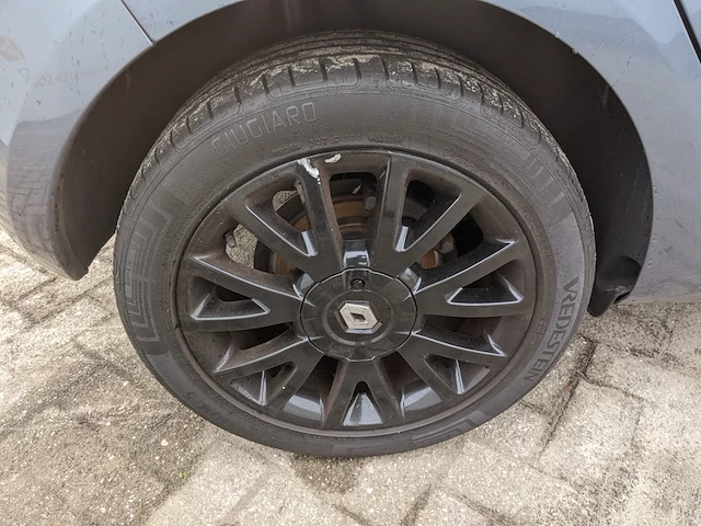 Personenauto renault, clio 1.6, bouwjaar 2006 - afbeelding 35 van  42