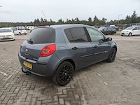 Personenauto renault, clio 1.6, bouwjaar 2006 - afbeelding 38 van  42