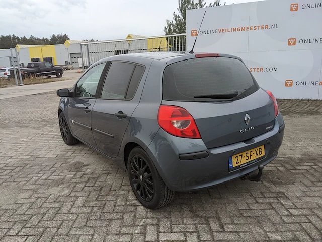 Personenauto renault, clio 1.6, bouwjaar 2006 - afbeelding 40 van  42