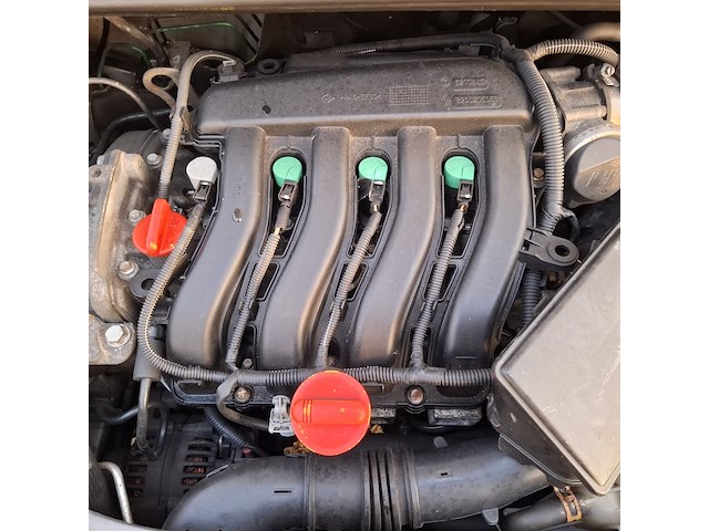 Personenauto, renault, clio 1.6, grijs, 2007 - afbeelding 13 van  36