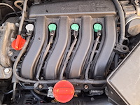 Personenauto, renault, clio 1.6, grijs, 2007 - afbeelding 13 van  36