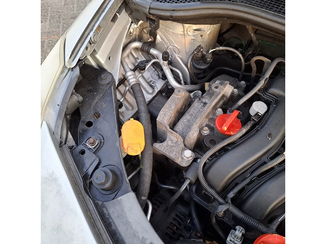 Personenauto, renault, clio 1.6, grijs, 2007 - afbeelding 14 van  36