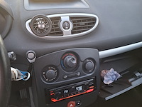 Personenauto, renault, clio 1.6, grijs, 2007 - afbeelding 24 van  36