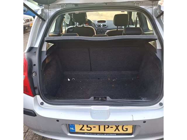 Personenauto, renault, clio 1.6, grijs, 2007 - afbeelding 26 van  36