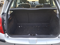 Personenauto, renault, clio 1.6, grijs, 2007 - afbeelding 26 van  36