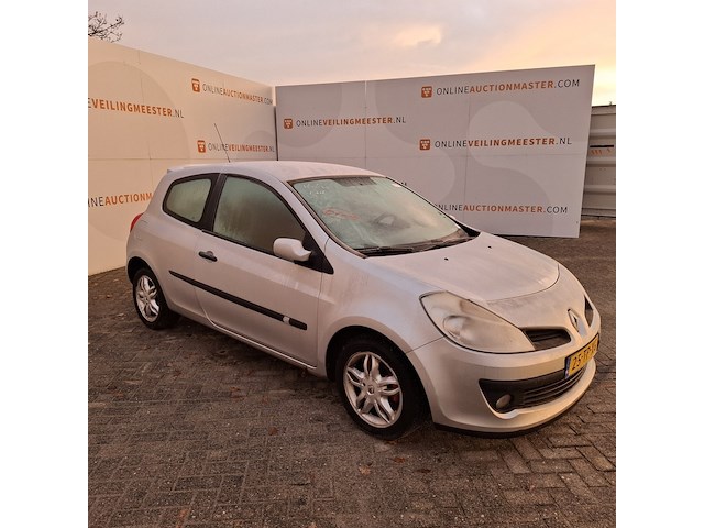 Personenauto, renault, clio 1.6, grijs, 2007 - afbeelding 31 van  36