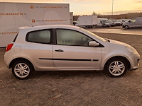 Personenauto, renault, clio 1.6, grijs, 2007 - afbeelding 32 van  36