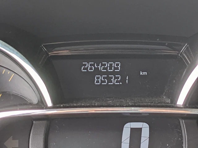 Personenauto renault, clio estate , zwart, bouwjaar 2015 - afbeelding 9 van  49
