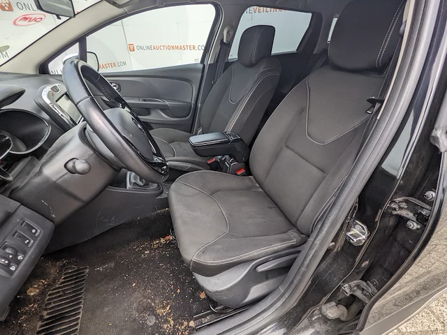 Personenauto renault, clio estate , zwart, bouwjaar 2015 - afbeelding 26 van  49