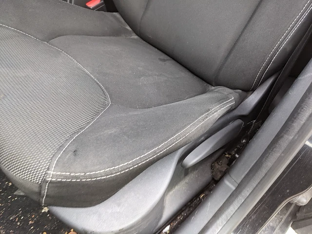 Personenauto renault, clio estate , zwart, bouwjaar 2015 - afbeelding 27 van  49