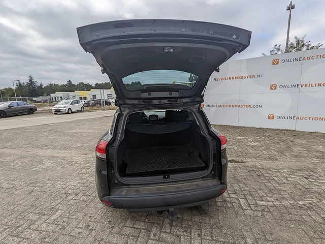 Personenauto renault, clio estate , zwart, bouwjaar 2015 - afbeelding 30 van  49