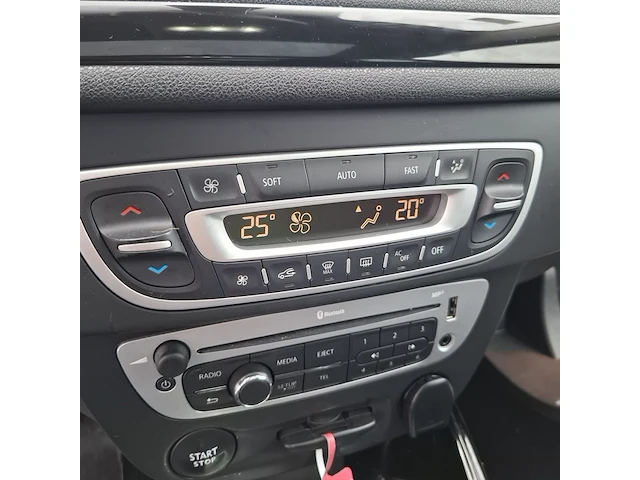 Personenauto renault, mégane 1.2 tce bose, grijs, bouwjaar 2014 - afbeelding 18 van  52