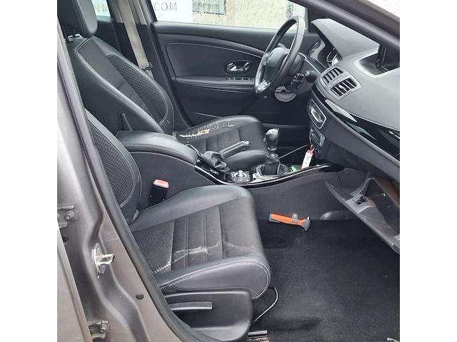 Personenauto renault, mégane 1.2 tce bose, grijs, bouwjaar 2014 - afbeelding 30 van  52