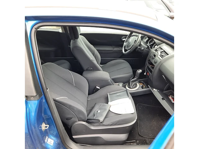 Personenauto renault, mégane 1.4-16v expression luxe, 2003 - afbeelding 33 van  44