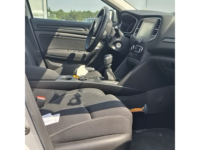 Personenauto, renault, megane, 2018 - afbeelding 32 van  49