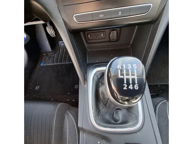 Personenauto, renault, megane, 2019 - afbeelding 9 van  35