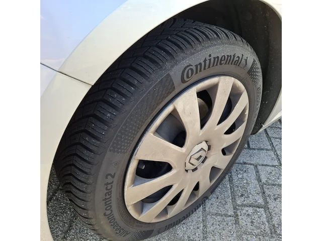 Personenauto, renault, megane, 2019 - afbeelding 16 van  35