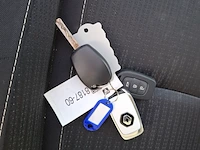 Personenauto, renault, megane, 2019 - afbeelding 29 van  35