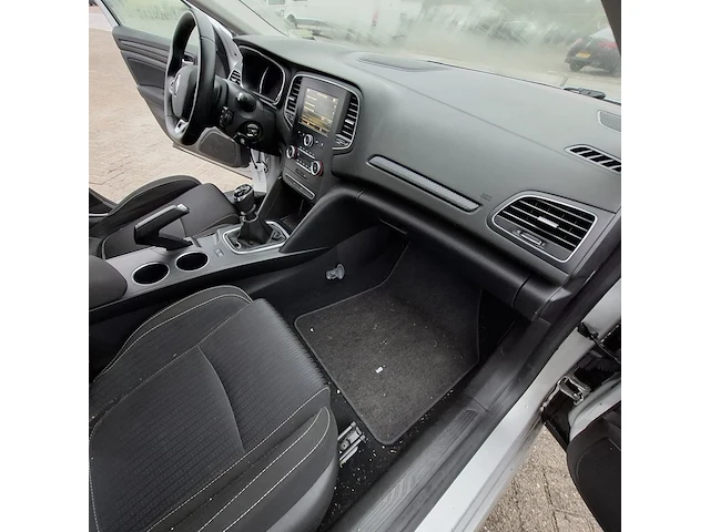 Personenauto, renault, megane, 2019 - afbeelding 69 van  83