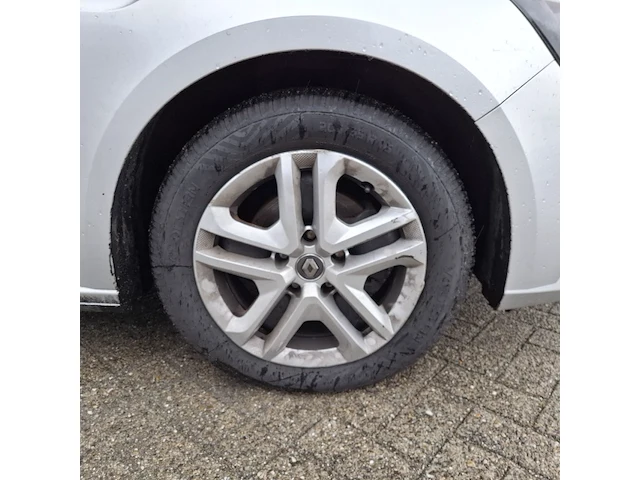 Personenauto, renault, megane, 2019 - afbeelding 37 van  45