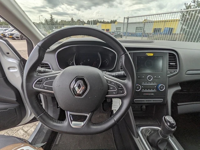 Personenauto renault, megane, bouwjaar 2019 - afbeelding 6 van  50
