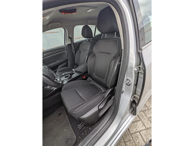 Personenauto renault, megane, bouwjaar 2019 - afbeelding 20 van  50