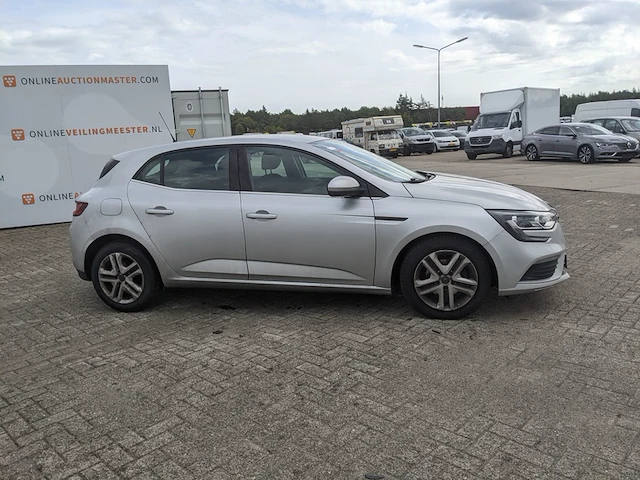 Personenauto renault, megane, bouwjaar 2019 - afbeelding 34 van  50