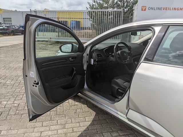 Personenauto renault, megane, bouwjaar 2019 - afbeelding 4 van  51